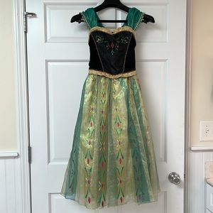 DISNEY STORE Girls 7/8 Dress Up Frozen Princess Anna Coronation Costume 251604